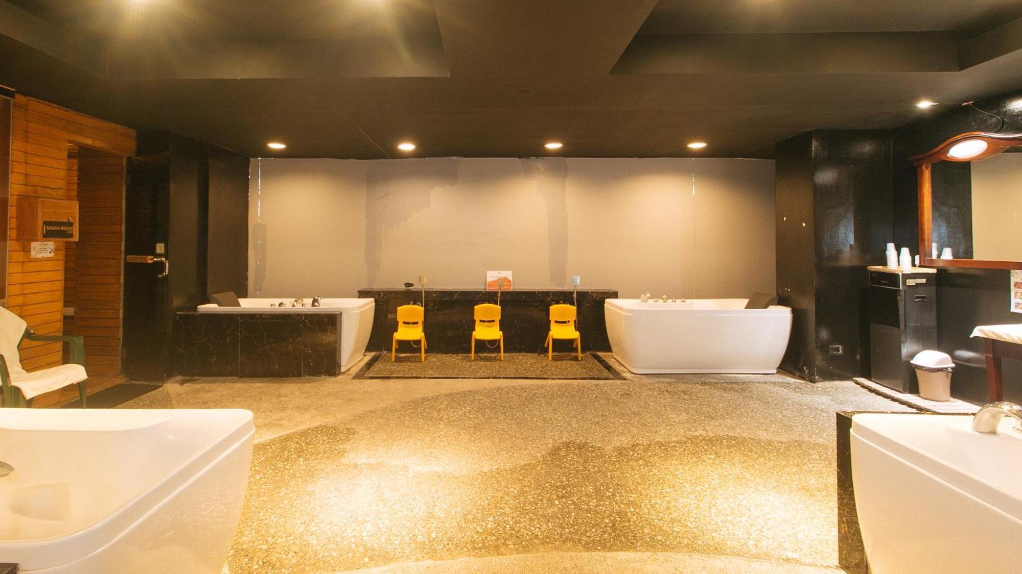 Reddoorz Premium At Jjimjbang Hotel Spa Manila Eksteriør bilde
