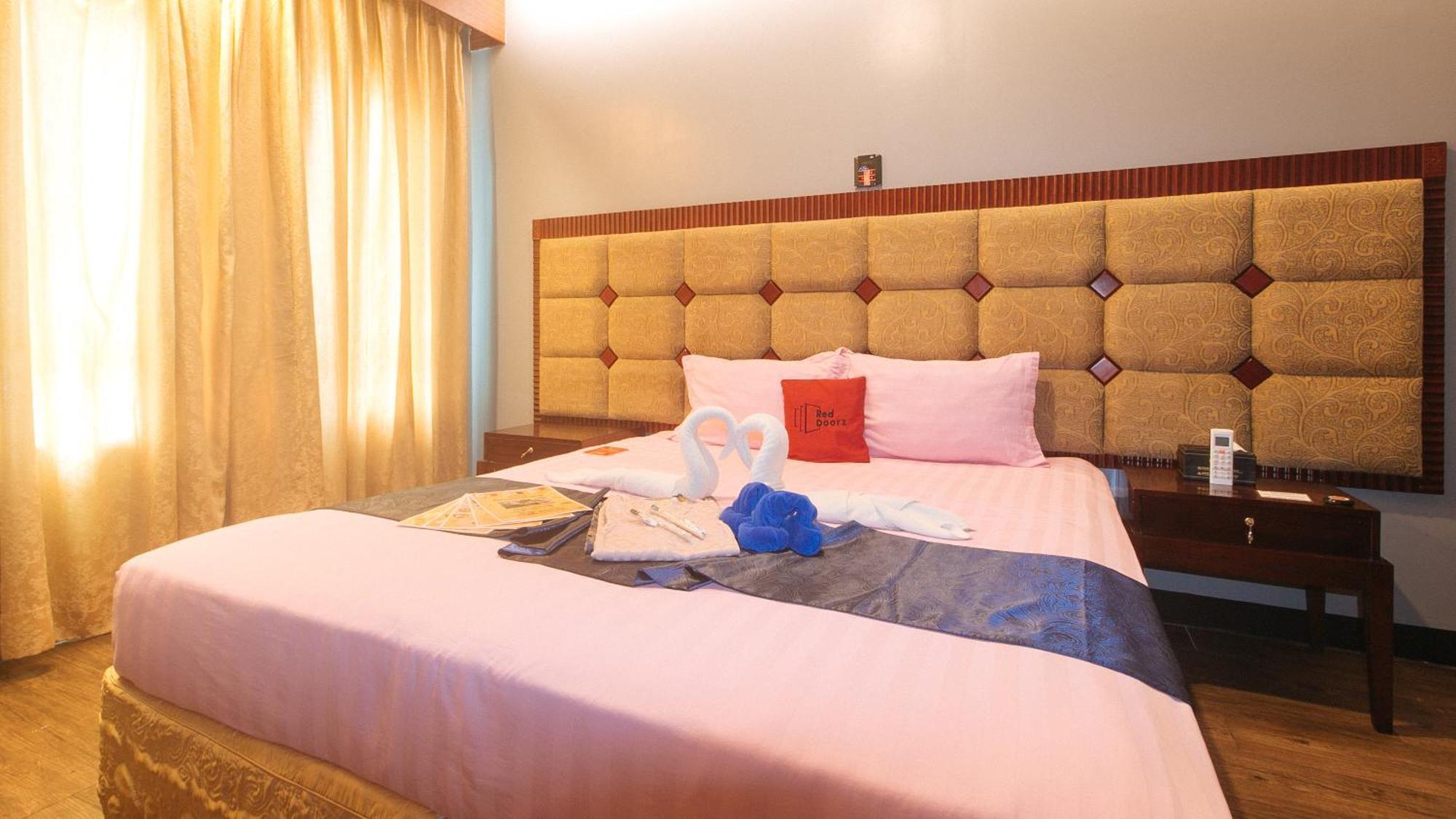 Reddoorz Premium At Jjimjbang Hotel Spa Manila Eksteriør bilde
