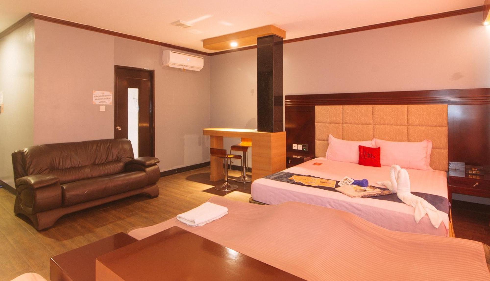Reddoorz Premium At Jjimjbang Hotel Spa Manila Eksteriør bilde