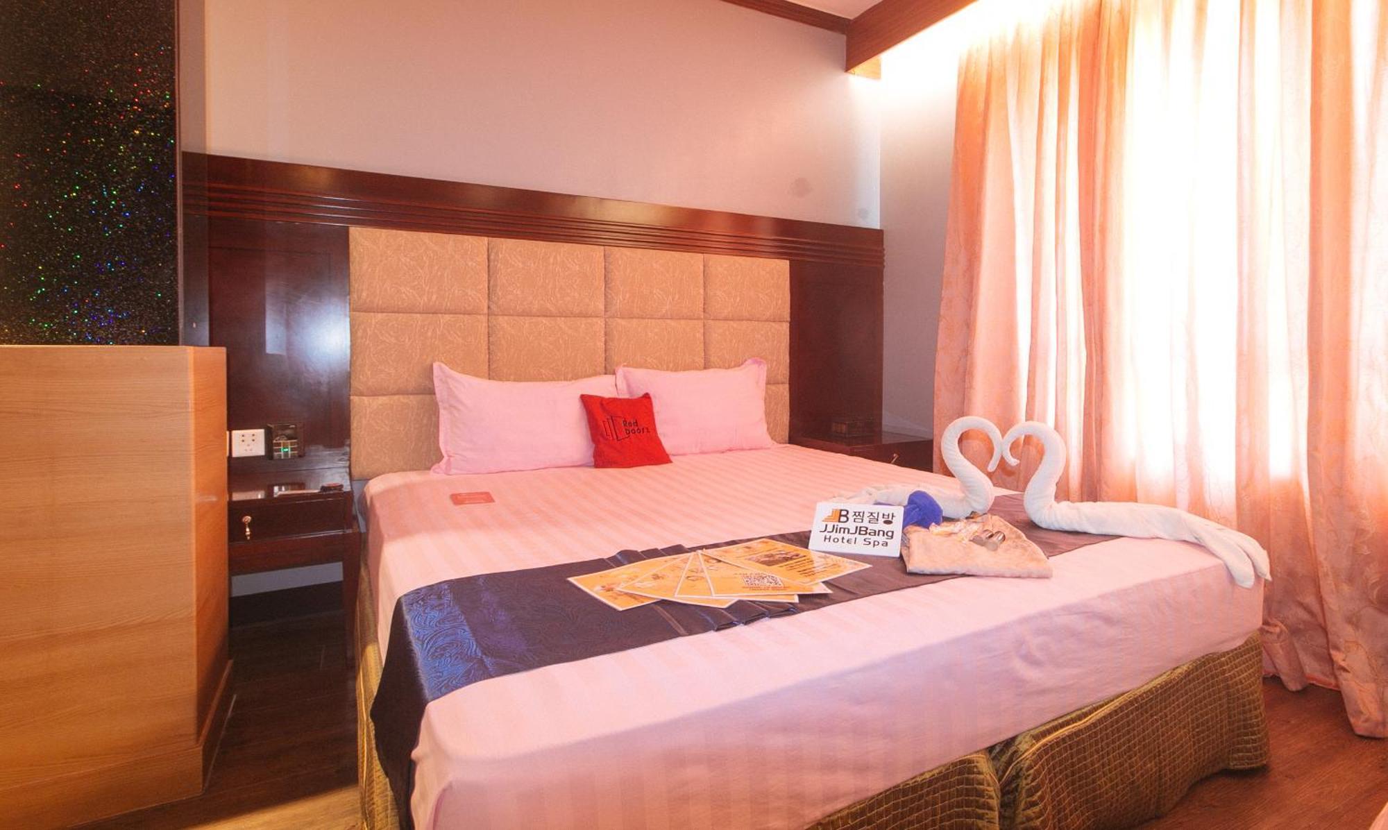 Reddoorz Premium At Jjimjbang Hotel Spa Manila Eksteriør bilde